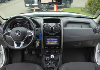 Подержанный автомобиль Renault Duster 2020 года (14 фото)