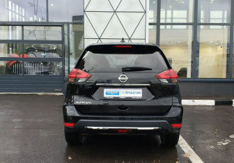 Подержанный автомобиль Nissan X-Trail 2020 года (6 фото)