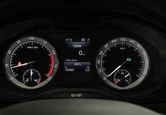 Подержанный автомобиль Skoda Karoq 2020 года (13 фото)