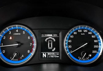 Подержанный автомобиль Suzuki SX4 Hatchback 2014 года (16 фото)