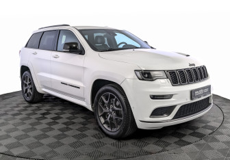 Подержанный автомобиль Jeep Grand Cherokee 2020 года (3 фото)