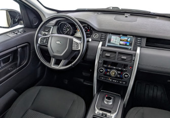 Подержанный автомобиль Land Rover Discovery Sport 2015 года (29 фото)