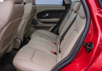Подержанный автомобиль Land Rover Range Rover Evoque 2018 года (11 фото)