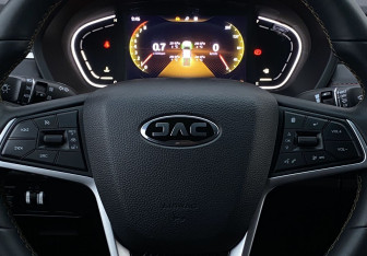 Подержанный автомобиль JAC T8 Pro 2024 года (15 фото)