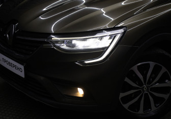 Подержанный автомобиль Renault Arkana 2020 года (22 фото)