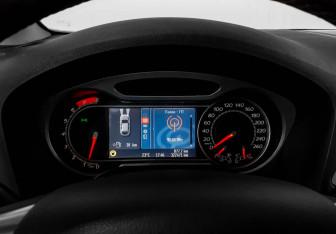 Подержанный автомобиль Ford S-MAX 2008 года (12 фото)