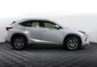 Подержанный автомобиль Lexus NX 2019 года (4 фото)