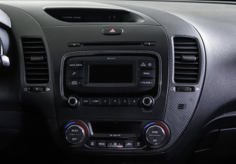 Подержанный автомобиль Kia Cerato Sedan 2016 года (8 фото)