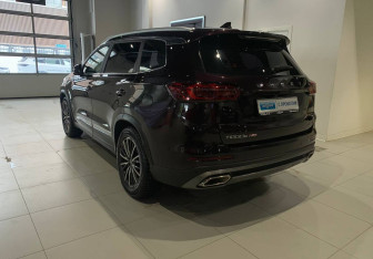 Подержанный автомобиль Chery Tiggo 8 Pro 2021 года (6 фото)