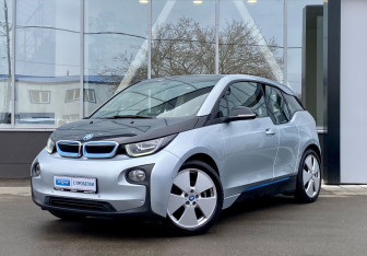 Подержанный автомобиль BMW i3 2017 года (1 фото)