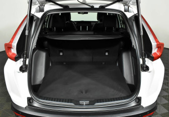 Подержанный автомобиль Honda CR-V 2019 года (20 фото)