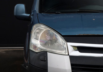 Подержанный автомобиль Citroen Berlingo 2010 года (15 фото)