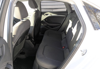 Подержанный автомобиль Audi A3 Sedan 2020 года (12 фото)