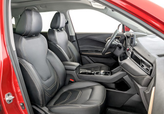 Подержанный автомобиль Москвич 3е 2023 года (24 фото)