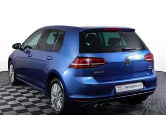 Подержанный автомобиль Volkswagen Golf Hatchback 2014 года (7 фото)