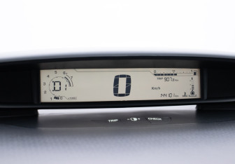 Подержанный автомобиль Citroen C4 Hatchback 2010 года (12 фото)