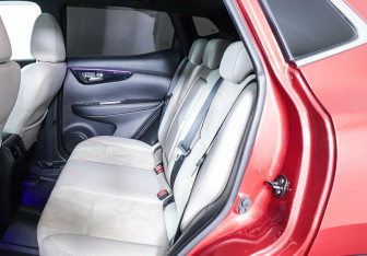 Подержанный автомобиль Nissan Qashqai 2016 года (19 фото)