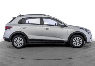 Подержанный автомобиль Kia Rio Hatchback 2021 года (4 фото)
