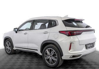 Подержанный автомобиль Exeed LX 2022 года (7 фото)