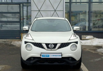 Подержанный автомобиль Nissan Juke 2018 года (2 фото)