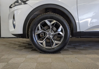 Подержанный автомобиль Haval F7x 2021 года (18 фото)