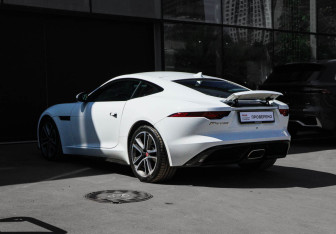 Подержанный автомобиль Jaguar F-Type Coupe 2020 года (6 фото)