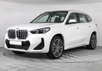 Новый BMW X1 2025 (2 фото)
