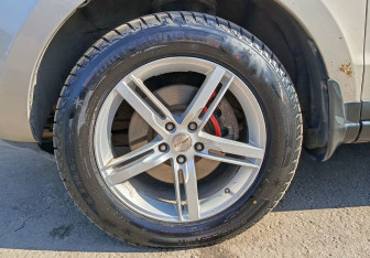 Подержанный автомобиль Hyundai Santa Fe 2008 года (12 фото)