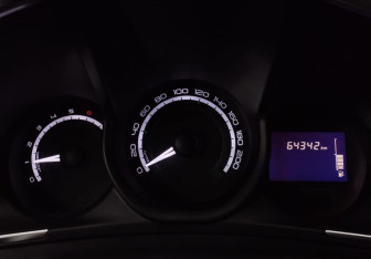 Подержанный автомобиль LADA (ВАЗ) XRAY 2017 года (12 фото)