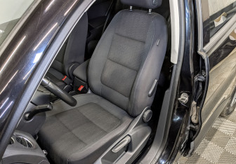 Подержанный автомобиль Volkswagen Tiguan 2014 года (20 фото)