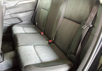 Подержанный автомобиль Citroen C4 Hatchback 2011 года (10 фото)