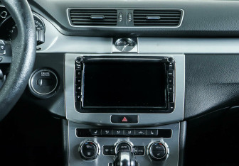 Подержанный автомобиль Volkswagen Passat Sedan 2012 года (13 фото)