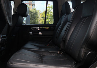 Подержанный автомобиль Land Rover Discovery 2010 года (9 фото)