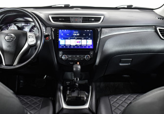 Подержанный автомобиль Nissan X-Trail 2018 года (18 фото)