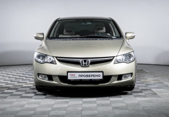 Подержанный автомобиль Honda Civic Sedan 2007 года (2 фото)