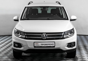 Подержанный автомобиль Volkswagen Tiguan 2012 года (2 фото)