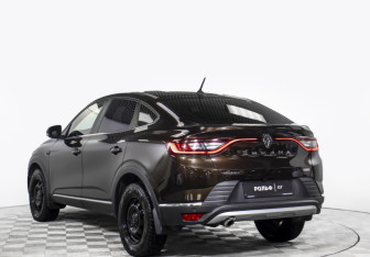 Подержанный автомобиль Renault Arkana 2020 года (6 фото)