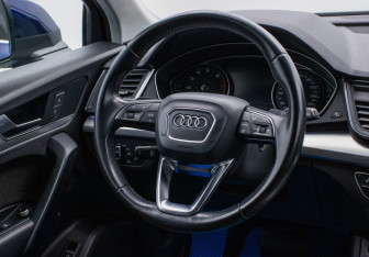 Подержанный автомобиль Audi Q5 2017 года (15 фото)