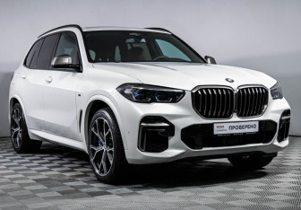 Подержанный автомобиль BMW X5 2021 года (3 фото)