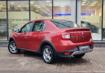 Подержанный автомобиль Renault Logan Sedan 2021 года (6 фото)