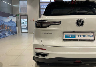 Подержанный автомобиль Changan CS55PLUS 2024 года (8 фото)