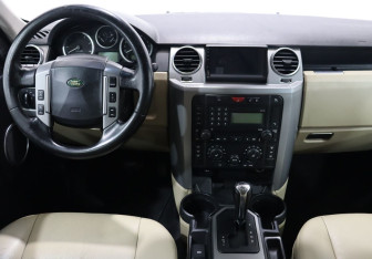 Подержанный автомобиль Land Rover Discovery 2008 года (12 фото)