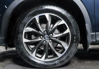 Подержанный автомобиль Mazda CX-5 2015 года (9 фото)