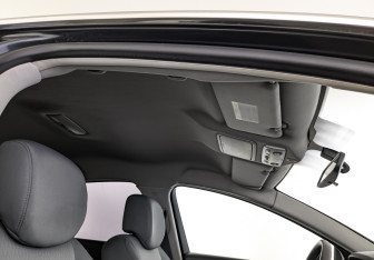 Подержанный автомобиль Renault Latitude 2013 года (22 фото)