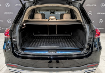 Подержанный автомобиль Mercedes-Benz GLE 2021 года (10 фото)