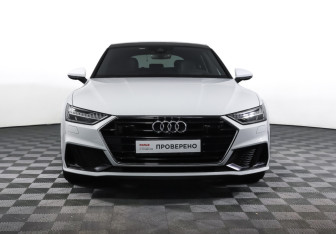 Подержанный автомобиль Audi A7 2020 года (2 фото)