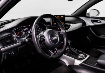 Подержанный автомобиль Audi A6 Sedan 2014 года (12 фото)