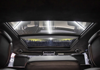 Подержанный автомобиль Land Rover Range Rover 2019 года (17 фото)
