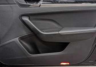 Подержанный автомобиль Skoda Superb Liftback 2025 года (24 фото)