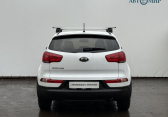Подержанный автомобиль Kia Sportage 2015 года (6 фото)
